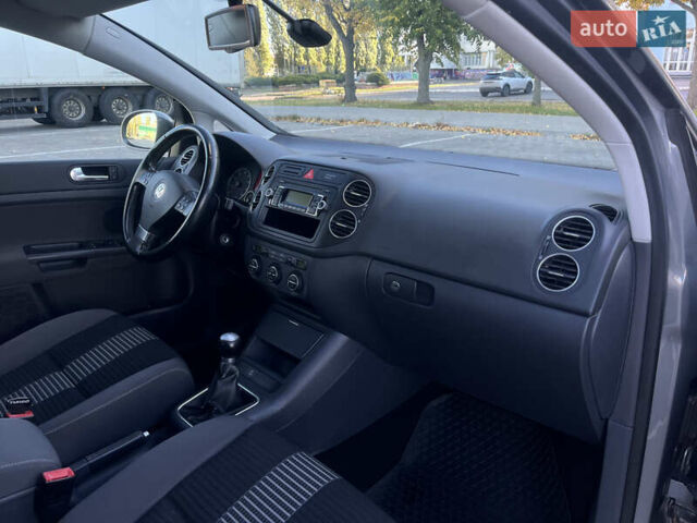 Фольксваген Гольф Плюс 2008 в Черкассах на Automoto.ua Серый Фольксваген Гольф Плюс, объемом двигателя 1.4 л и пробегом 238 тыс. км за 6599 $, фото 72 на Automoto.ua
