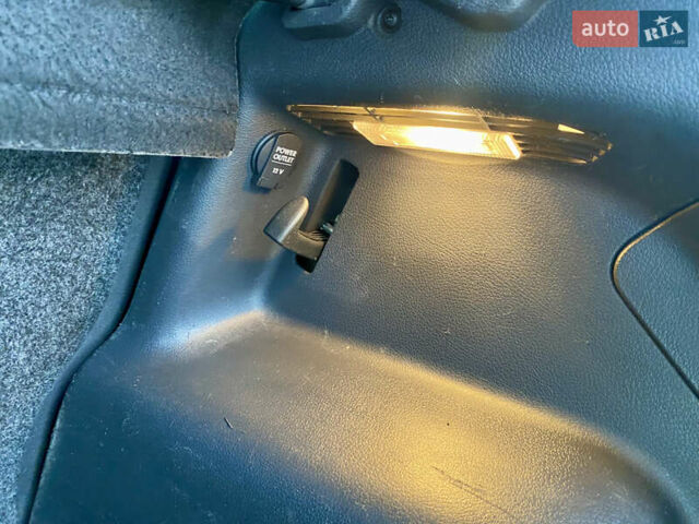 Серый Фольксваген Гольф Плюс, объемом двигателя 1.4 л и пробегом 199 тыс. км за 7500 $, фото 41 на Automoto.ua