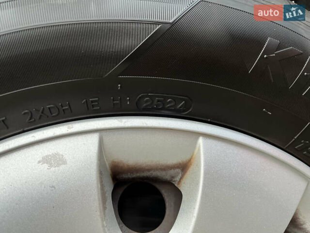 Серый Фольксваген Гольф Плюс, объемом двигателя 1.6 л и пробегом 230 тыс. км за 5600 $, фото 16 на Automoto.ua