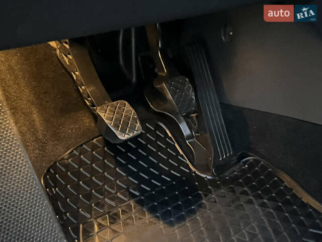 Серый Фольксваген Гольф Плюс, объемом двигателя 0 л и пробегом 221 тыс. км за 6300 $, фото 36 на Automoto.ua