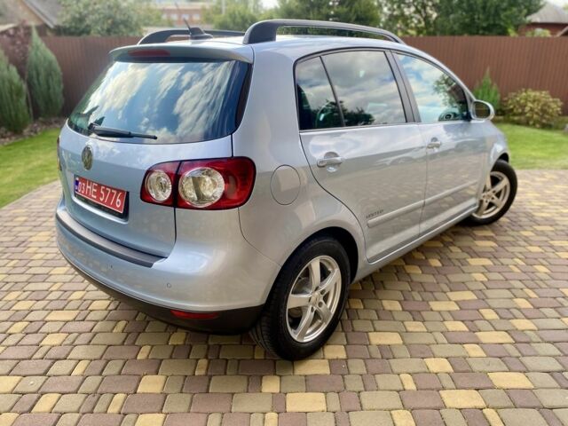 Серый Фольксваген Гольф Плюс, объемом двигателя 1.4 л и пробегом 199 тыс. км за 7400 $, фото 2 на Automoto.ua