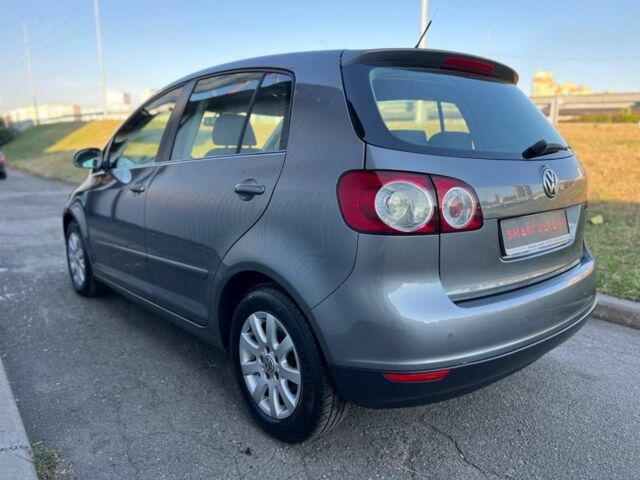 Сірий Фольксваген Golf Plus, об'ємом двигуна 1.4 л та пробігом 137 тис. км за 7950 $, фото 4 на Automoto.ua