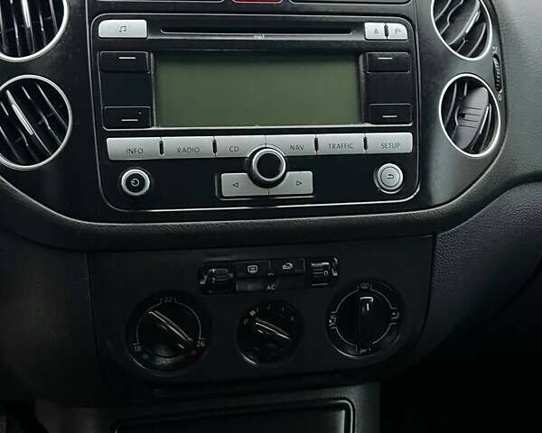 Серый Фольксваген Гольф Плюс, объемом двигателя 0 л и пробегом 187 тыс. км за 5999 $, фото 36 на Automoto.ua