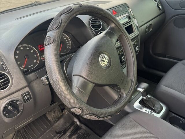 Сірий Фольксваген Golf Plus, об'ємом двигуна 1.6 л та пробігом 238 тис. км за 6990 $, фото 6 на Automoto.ua