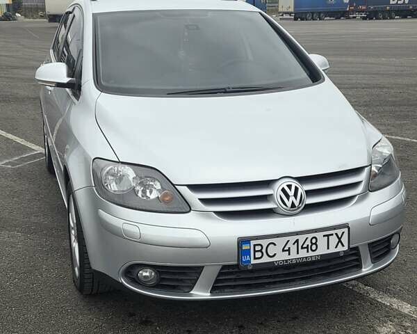 Серый Фольксваген Гольф Плюс, объемом двигателя 1.4 л и пробегом 211 тыс. км за 6400 $, фото 8 на Automoto.ua