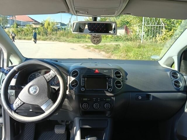 Сірий Фольксваген Golf Plus, об'ємом двигуна 1.4 л та пробігом 164 тис. км за 7700 $, фото 6 на Automoto.ua