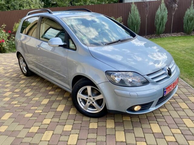 Серый Фольксваген Гольф Плюс, объемом двигателя 1.4 л и пробегом 199 тыс. км за 7400 $, фото 1 на Automoto.ua