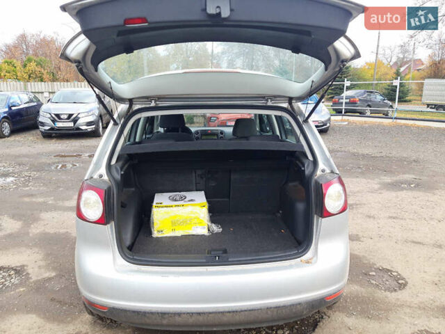 Серый Фольксваген Гольф Плюс, объемом двигателя 0 л и пробегом 190 тыс. км за 6150 $, фото 16 на Automoto.ua