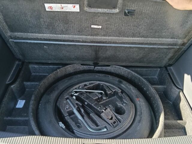 Сірий Фольксваген Golf Plus, об'ємом двигуна 1.4 л та пробігом 164 тис. км за 7700 $, фото 5 на Automoto.ua