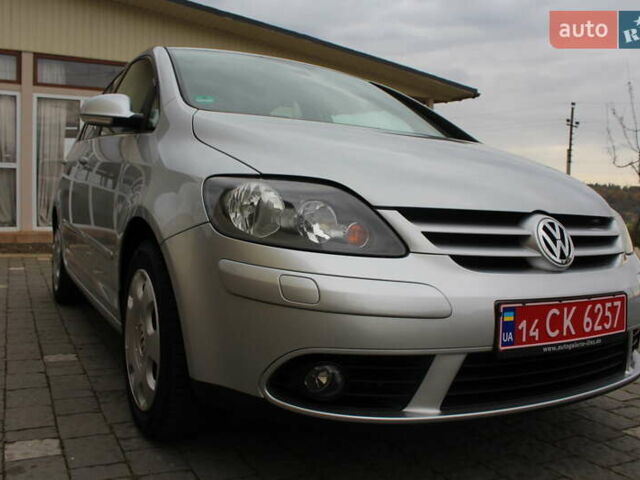 Фольксваген Гольф Плюс 2008 в Трускавце на Automoto.ua Серый Фольксваген Гольф Плюс, объемом двигателя 1.6 л и пробегом 195 тыс. км за 6790 $, фото 53 на Automoto.ua