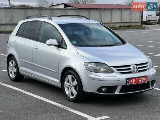 Сірий Фольксваген Golf Plus, об'ємом двигуна 1.4 л та пробігом 183 тис. км за 7899 $, фото 9 на Automoto.ua