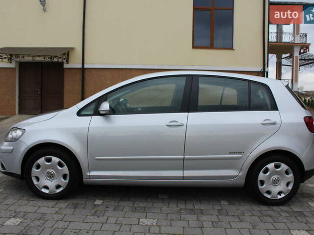 Фольксваген Гольф Плюс 2008 в Трускавце на Automoto.ua Серый Фольксваген Гольф Плюс, объемом двигателя 1.6 л и пробегом 195 тыс. км за 6790 $, фото 47 на Automoto.ua