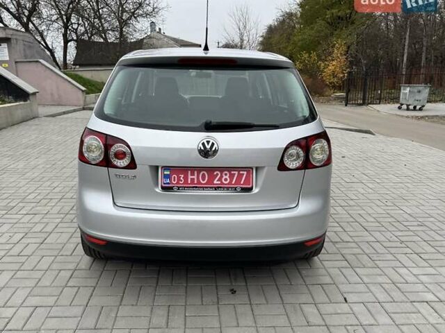 Серый Фольксваген Гольф Плюс, объемом двигателя 1.6 л и пробегом 127 тыс. км за 7550 $, фото 10 на Automoto.ua