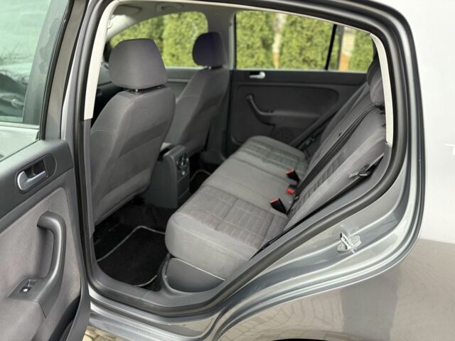 Серый Фольксваген Гольф Плюс, объемом двигателя 1.4 л и пробегом 155 тыс. км за 5700 $, фото 20 на Automoto.ua