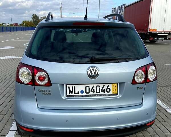 Серый Фольксваген Гольф Плюс, объемом двигателя 0 л и пробегом 190 тыс. км за 7900 $, фото 2 на Automoto.ua