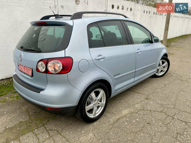 Серый Фольксваген Гольф Плюс, объемом двигателя 1.4 л и пробегом 200 тыс. км за 6900 $, фото 3 на Automoto.ua