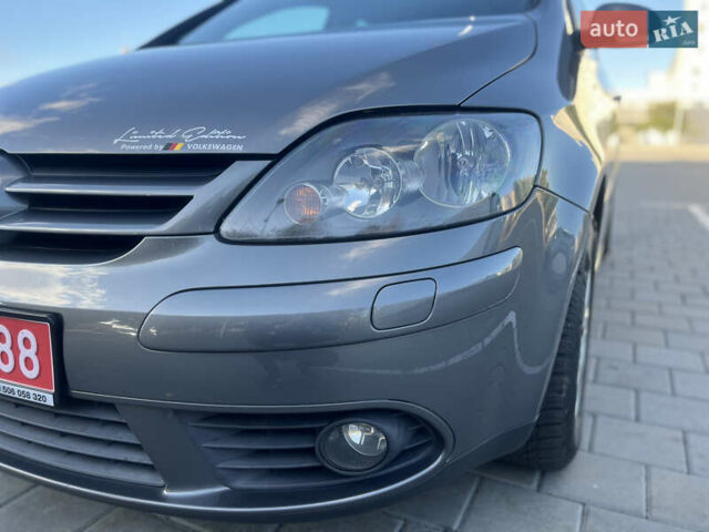 Фольксваген Гольф Плюс 2008 в Черкассах на Automoto.ua Серый Фольксваген Гольф Плюс, объемом двигателя 1.4 л и пробегом 238 тыс. км за 6599 $, фото 17 на Automoto.ua
