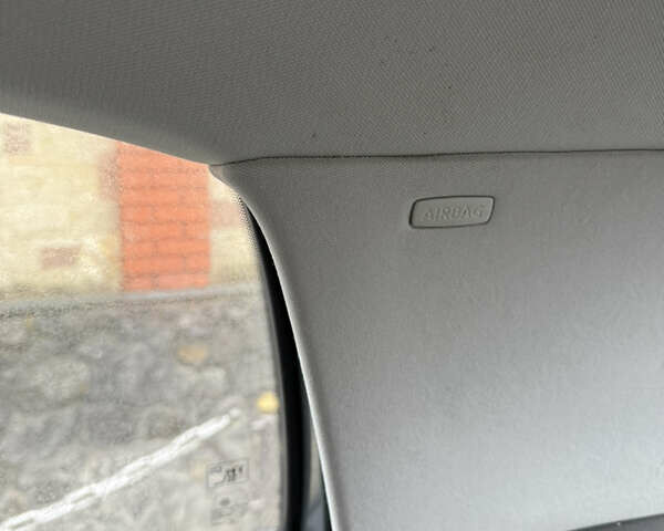 Серый Фольксваген Гольф Плюс, объемом двигателя 1.6 л и пробегом 225 тыс. км за 7399 $, фото 95 на Automoto.ua