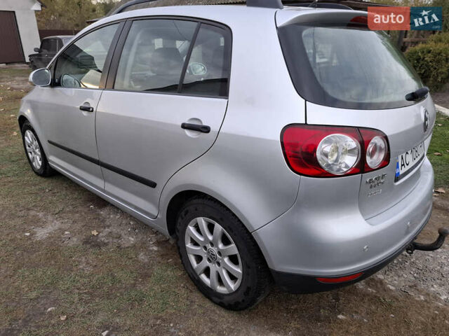 Сірий Фольксваген Golf Plus, об'ємом двигуна 1.6 л та пробігом 220 тис. км за 5550 $, фото 9 на Automoto.ua