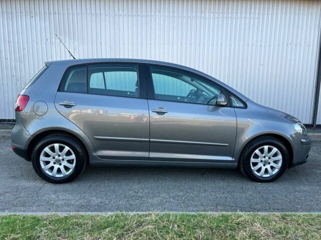 Сірий Фольксваген Golf Plus, об'ємом двигуна 1.4 л та пробігом 137 тис. км за 7950 $, фото 7 на Automoto.ua