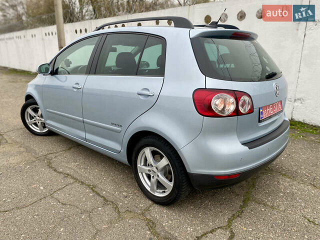 Серый Фольксваген Гольф Плюс, объемом двигателя 1.4 л и пробегом 199 тыс. км за 7500 $, фото 1 на Automoto.ua