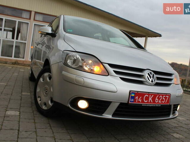 Фольксваген Гольф Плюс 2008 в Трускавце на Automoto.ua Серый Фольксваген Гольф Плюс, объемом двигателя 1.6 л и пробегом 195 тыс. км за 6790 $, фото 13 на Automoto.ua