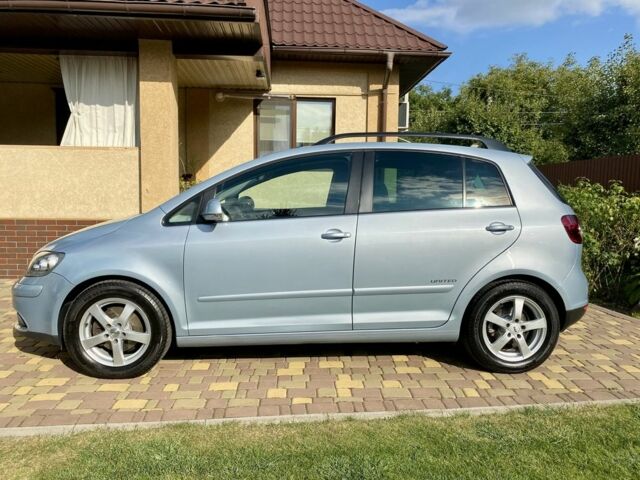 Серый Фольксваген Гольф Плюс, объемом двигателя 1.4 л и пробегом 199 тыс. км за 7400 $, фото 6 на Automoto.ua