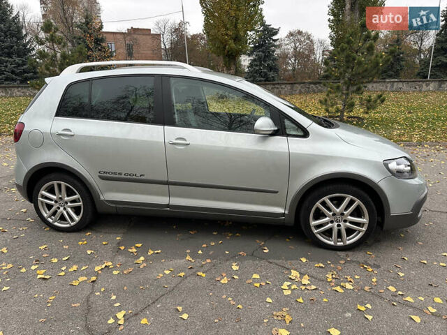 Сірий Фольксваген Golf Plus, об'ємом двигуна 1.4 л та пробігом 213 тис. км за 6900 $, фото 2 на Automoto.ua