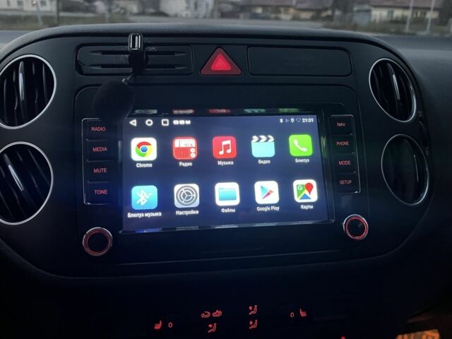 Серый Фольксваген Гольф Плюс, объемом двигателя 1.4 л и пробегом 243 тыс. км за 7300 $, фото 22 на Automoto.ua