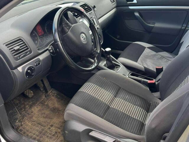 Фольксваген Гольф Плюс 2008 в Бориславе на Automoto.ua Серый Фольксваген Гольф Плюс, объемом двигателя 1.6 л и пробегом 100 тыс. км за 6000 $, фото 3 на Automoto.ua