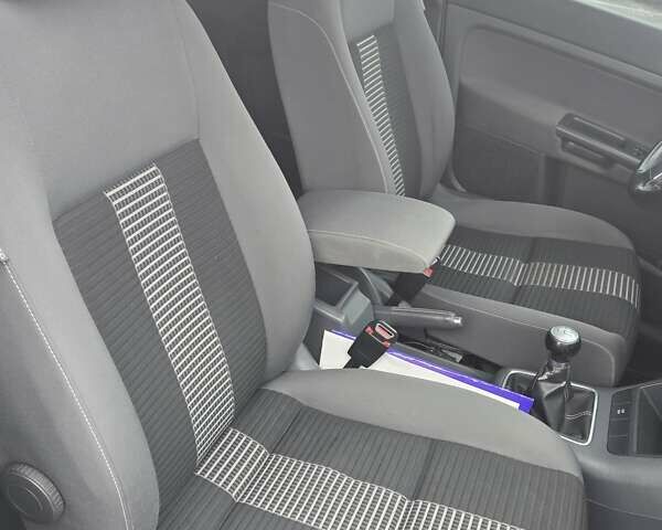 Серый Фольксваген Гольф Плюс, объемом двигателя 1.4 л и пробегом 211 тыс. км за 6400 $, фото 58 на Automoto.ua