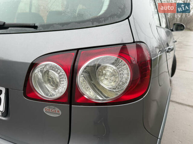 Серый Фольксваген Гольф Плюс, объемом двигателя 1.6 л и пробегом 225 тыс. км за 7399 $, фото 25 на Automoto.ua