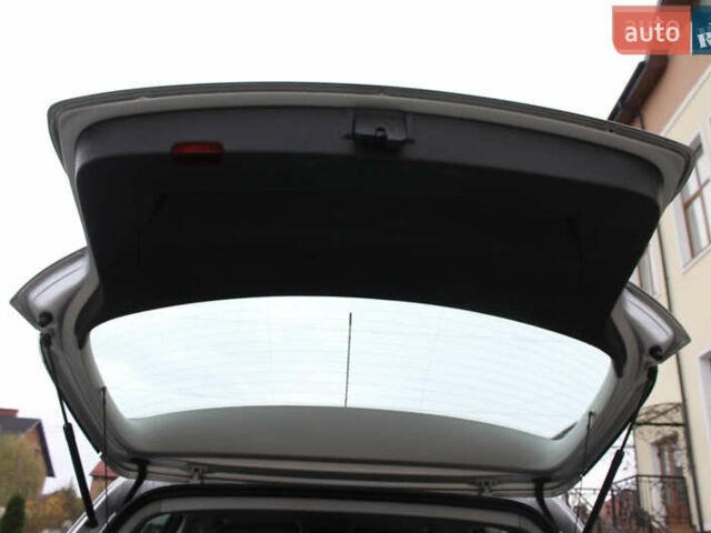 Серый Фольксваген Гольф Плюс, объемом двигателя 1.6 л и пробегом 210 тыс. км за 7500 $, фото 11 на Automoto.ua