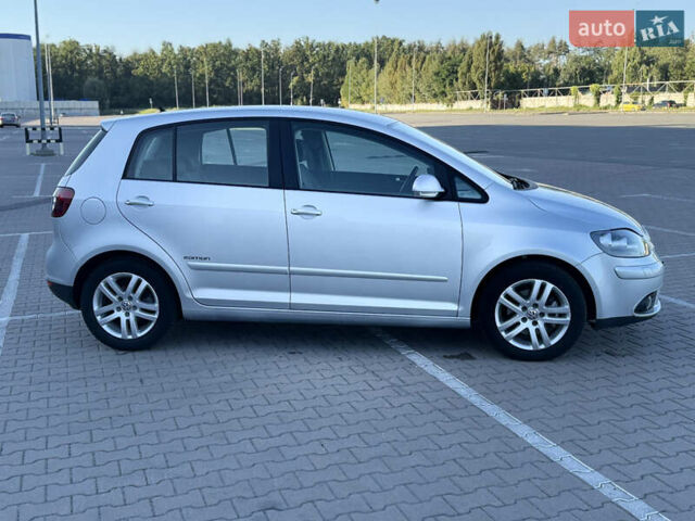 Сірий Фольксваген Golf Plus, об'ємом двигуна 1.39 л та пробігом 153 тис. км за 6800 $, фото 1 на Automoto.ua