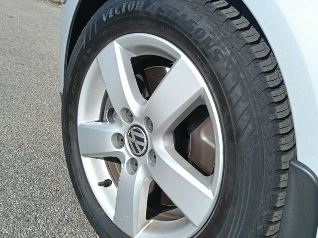 Сірий Фольксваген Golf Plus, об'ємом двигуна 1.4 л та пробігом 164 тис. км за 7700 $, фото 11 на Automoto.ua