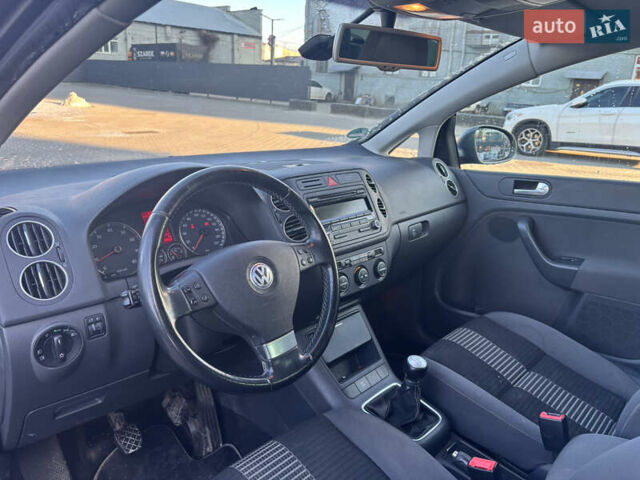 Сірий Фольксваген Golf Plus, об'ємом двигуна 1.4 л та пробігом 170 тис. км за 5700 $, фото 6 на Automoto.ua