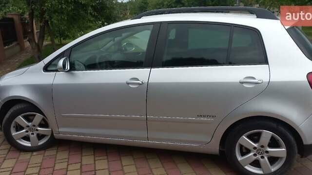 Фольксваген Гольф Плюс 2008 в Луцке на Automoto.ua Серый Фольксваген Гольф Плюс, объемом двигателя 1.39 л и пробегом 219 тыс. км за 5800 $, фото 3 на Automoto.ua