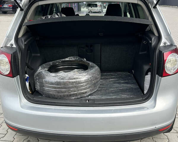 Сірий Фольксваген Golf Plus, об'ємом двигуна 1.6 л та пробігом 234 тис. км за 6800 $, фото 11 на Automoto.ua