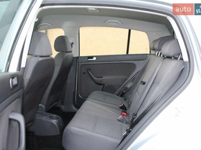 Фольксваген Гольф Плюс 2008 в Трускавце на Automoto.ua Серый Фольксваген Гольф Плюс, объемом двигателя 1.6 л и пробегом 195 тыс. км за 6790 $, фото 79 на Automoto.ua