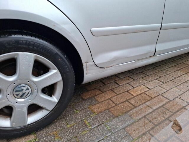 Фольксваген Гольф Плюс 2008 в Луцке на Automoto.ua Серый Фольксваген Гольф Плюс, объемом двигателя 0 л и пробегом 200 тыс. км за 5555 $, фото 6 на Automoto.ua