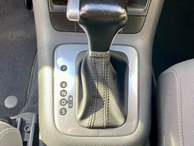 Серый Фольксваген Гольф Плюс, объемом двигателя 1.4 л и пробегом 199 тыс. км за 7400 $, фото 18 на Automoto.ua