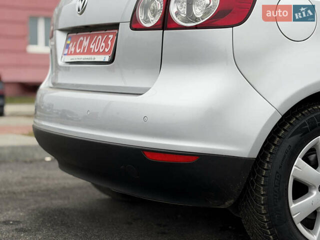 Сірий Фольксваген Golf Plus, об'ємом двигуна 1.6 л та пробігом 219 тис. км за 6499 $, фото 19 на Automoto.ua