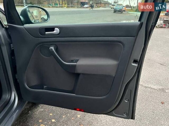 Серый Фольксваген Гольф Плюс, объемом двигателя 0 л и пробегом 187 тыс. км за 5999 $, фото 48 на Automoto.ua