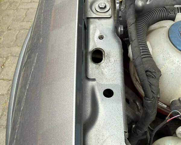 Серый Фольксваген Гольф Плюс, объемом двигателя 1.6 л и пробегом 225 тыс. км за 7399 $, фото 103 на Automoto.ua