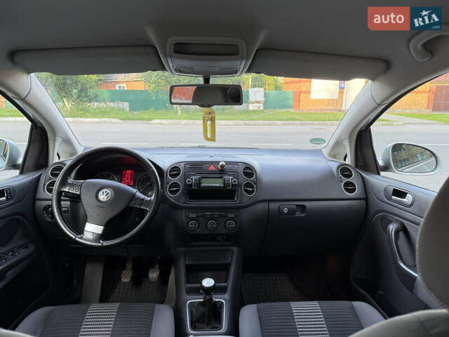 Сірий Фольксваген Golf Plus, об'ємом двигуна 1.4 л та пробігом 226 тис. км за 5900 $, фото 12 на Automoto.ua