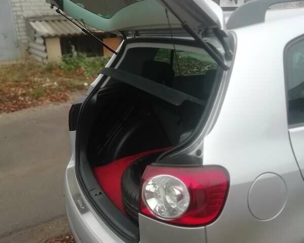 Серый Фольксваген Гольф Плюс, объемом двигателя 1.6 л и пробегом 218 тыс. км за 6700 $, фото 3 на Automoto.ua