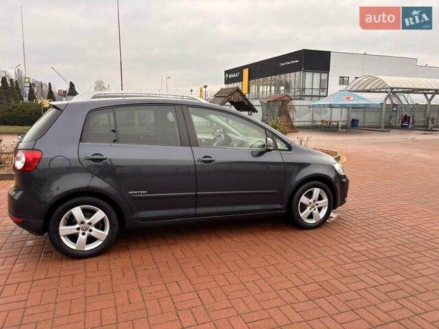 Серый Фольксваген Гольф Плюс, объемом двигателя 1.6 л и пробегом 128 тыс. км за 6700 $, фото 46 на Automoto.ua