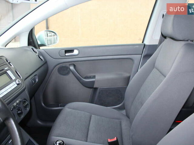 Фольксваген Гольф Плюс 2008 в Трускавце на Automoto.ua Серый Фольксваген Гольф Плюс, объемом двигателя 1.6 л и пробегом 195 тыс. км за 6790 $, фото 70 на Automoto.ua