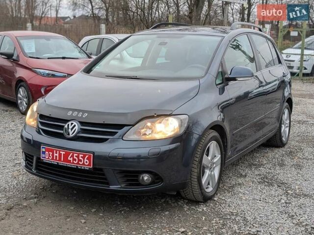 Серый Фольксваген Гольф Плюс, объемом двигателя 1.6 л и пробегом 159 тыс. км за 6950 $, фото 4 на Automoto.ua