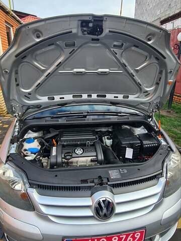 Серый Фольксваген Гольф Плюс, объемом двигателя 1.4 л и пробегом 180 тыс. км за 6900 $, фото 6 на Automoto.ua